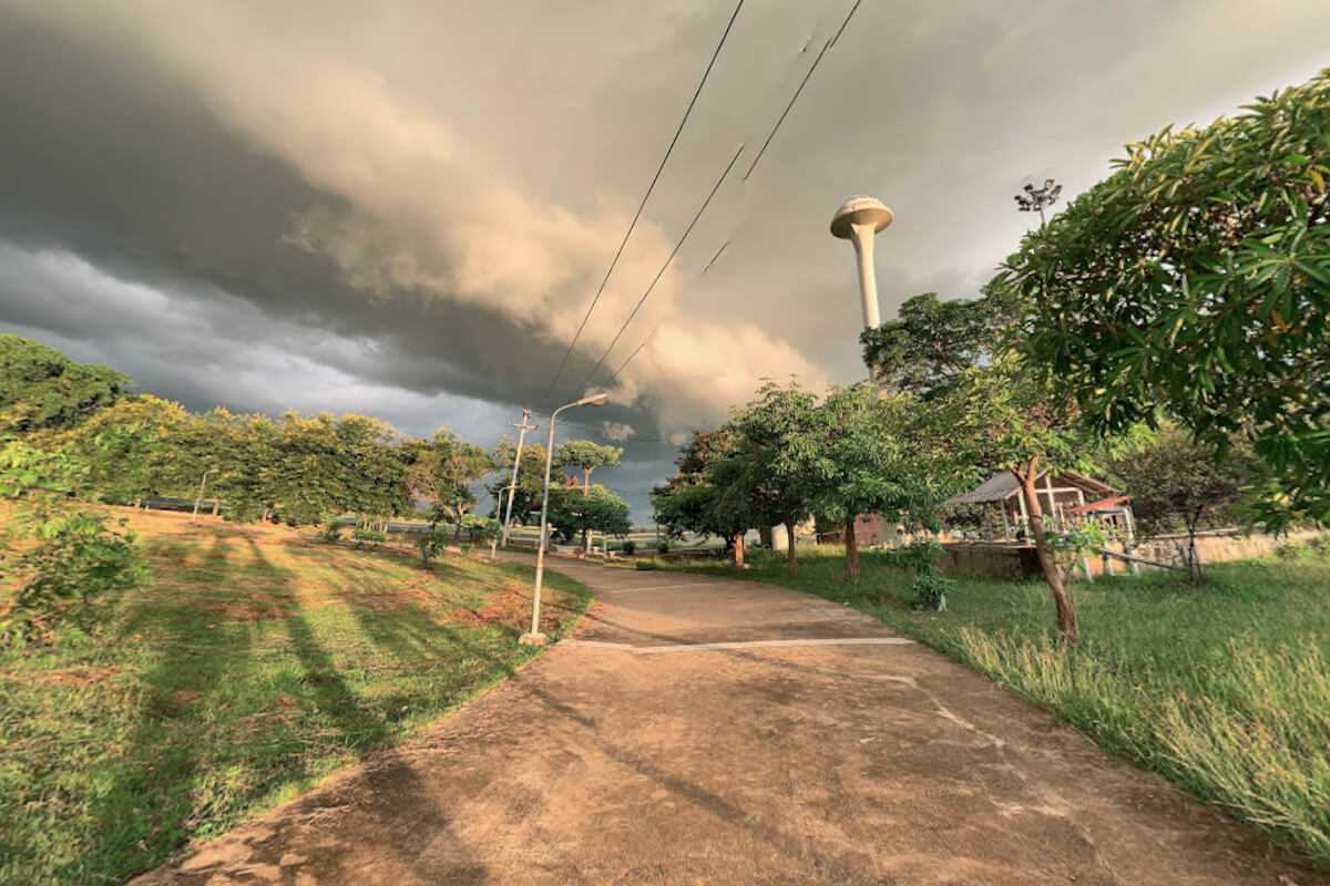 สวนพุทธอุทยานอำนาจเจริญ หอแคน เหมาะสำหรับซ้อมวิ่ง Easy Run และ Recovery Run